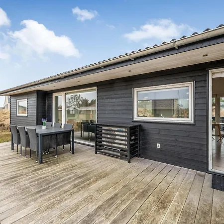 Bright And Modern - 1026 *