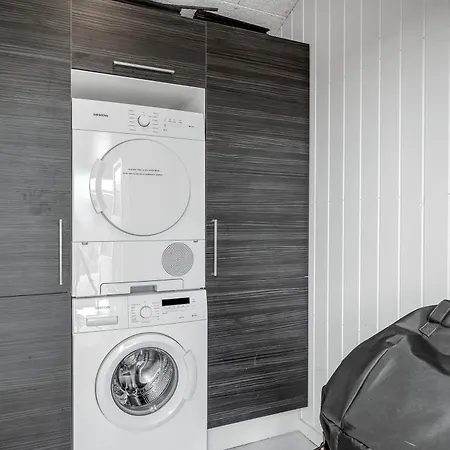 Bright And Modern - 1026