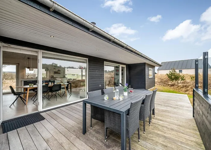 Bright And Modern - 1026