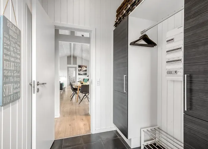 Bright And Modern - 1026